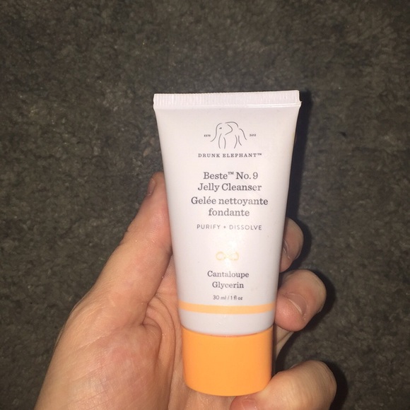 Drunk elephant jelly cleanser - Picture 1 of 1